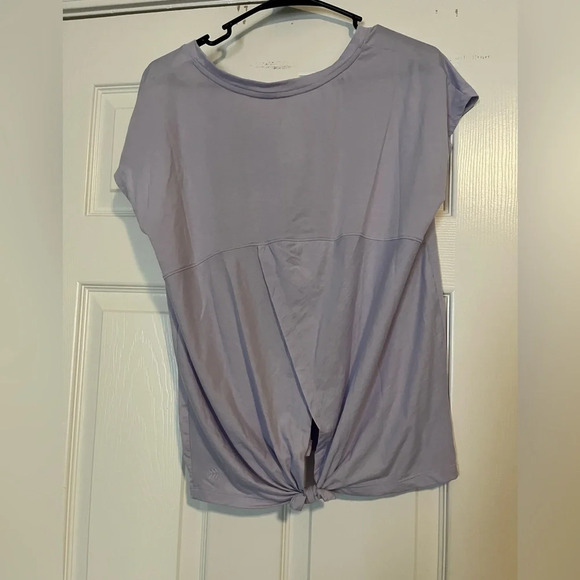 All in Motion Boxy Top with Tie Back - Picture 6 of 8